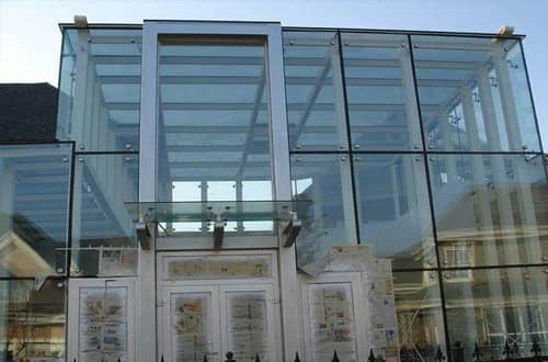 双成幕墙的玻璃幕墙建筑设计与选材