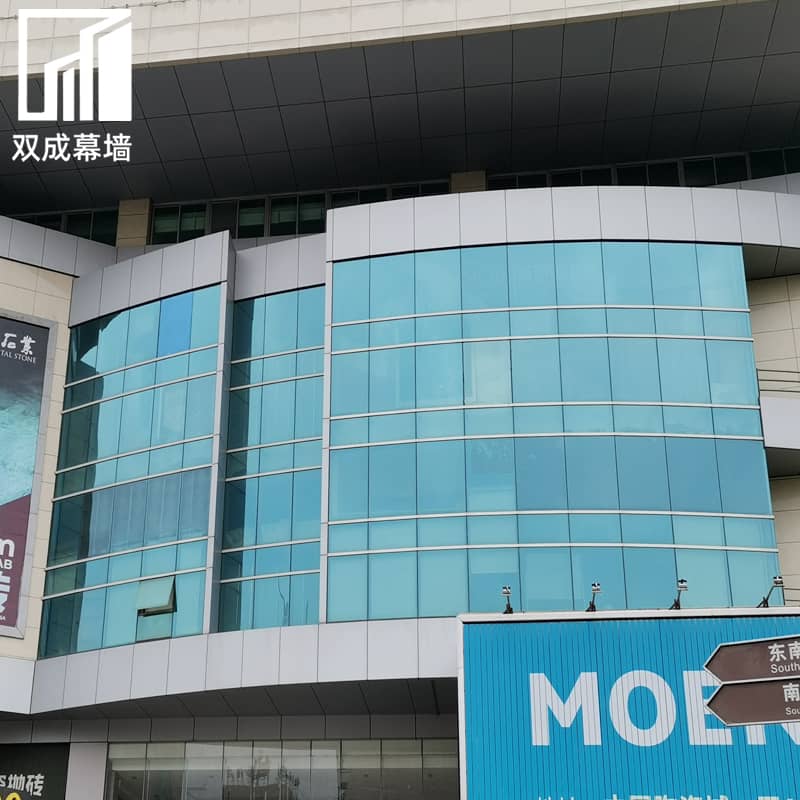 150系列商业中心银行半隐框玻璃幕墙